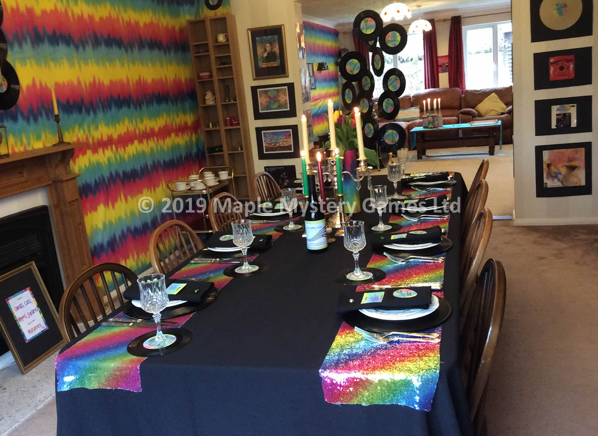 Groovy 1960s-inspired table decoraitons