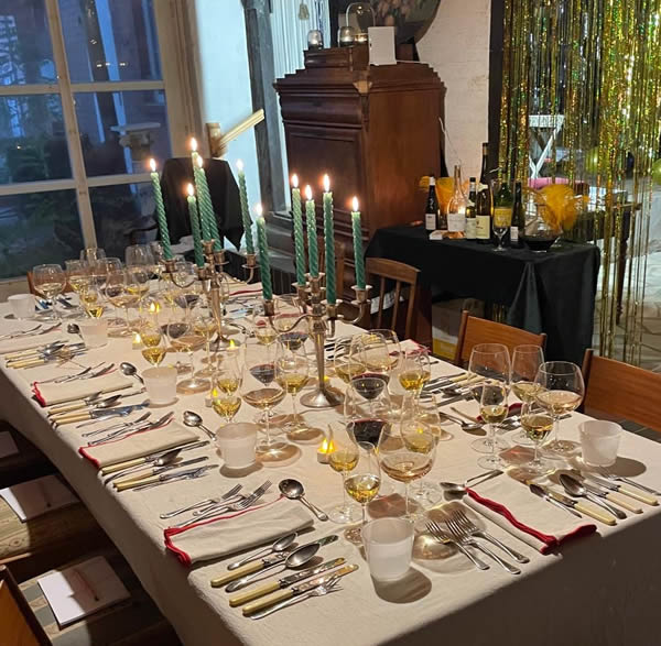 Elegant 1920s tablescape