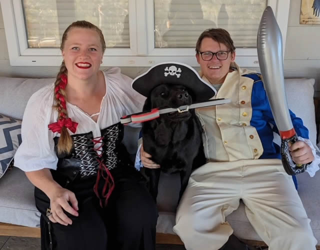 Pirate costume for Rosa the dog