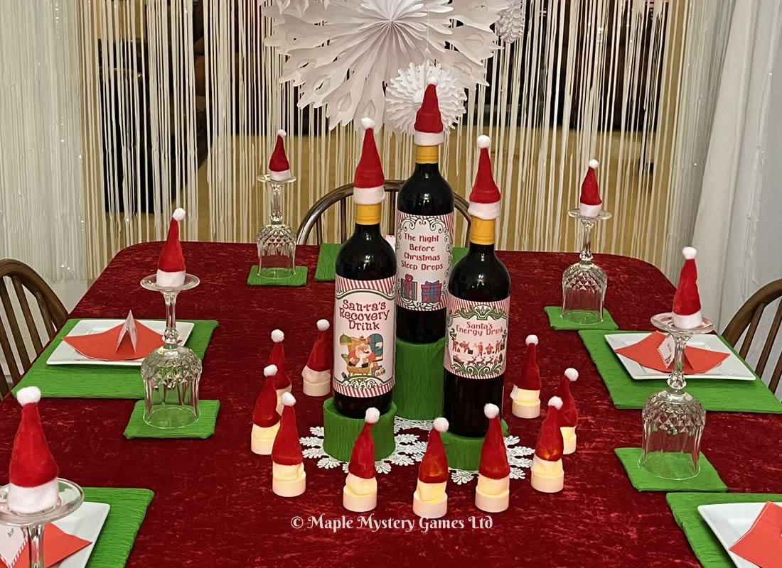 Easy North Pole table decorations use a red, white and green color scheme